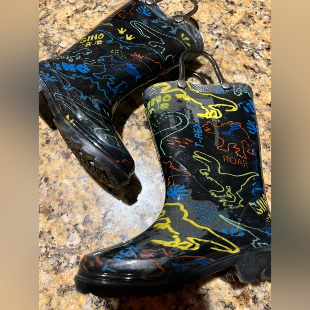 Members Mark Boys Dinosaur Light Up Rain Boots‎